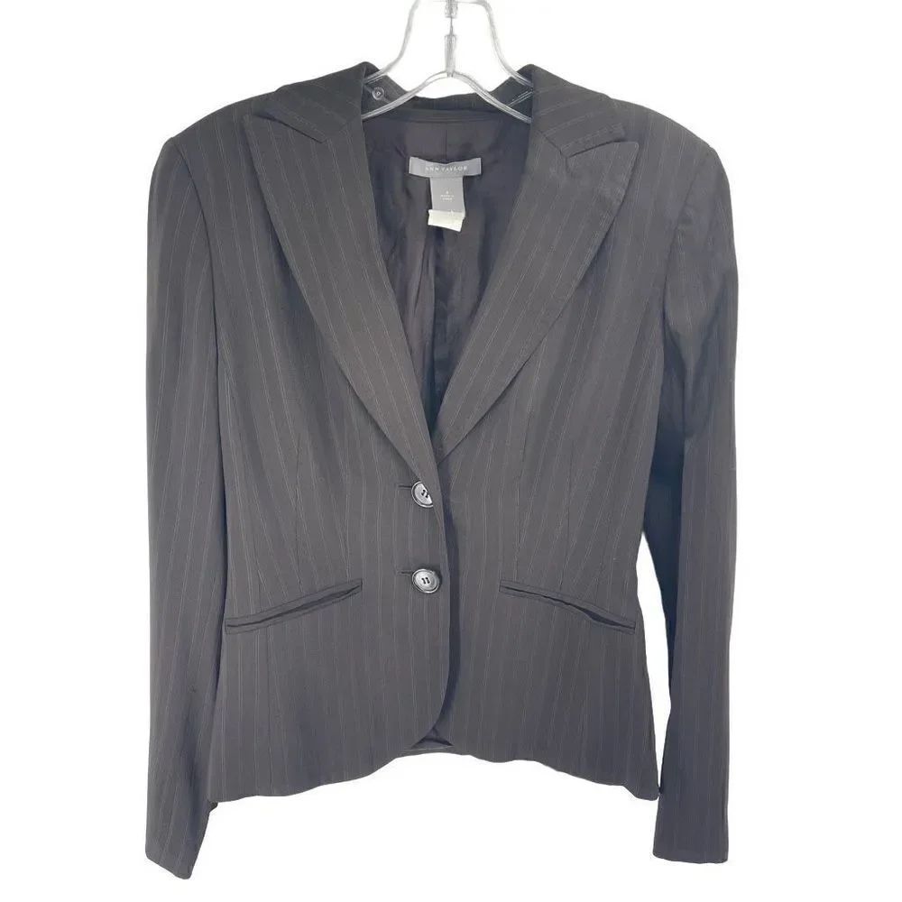 Ann Taylor Women's 2 Button Blazer Jacket Wool Blend 2 Pocket brown pin stripe S